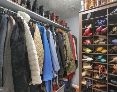3713 S George Mason Drive - Photo Thumbnail 18