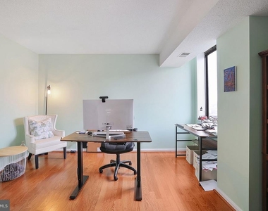 3713 S George Mason Drive - Photo Thumbnail 8