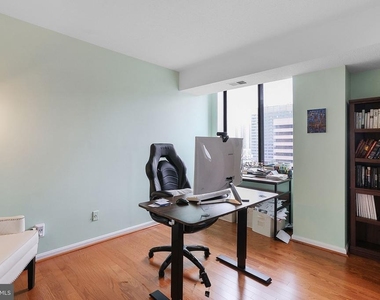 3713 S George Mason Drive - Photo Thumbnail 9