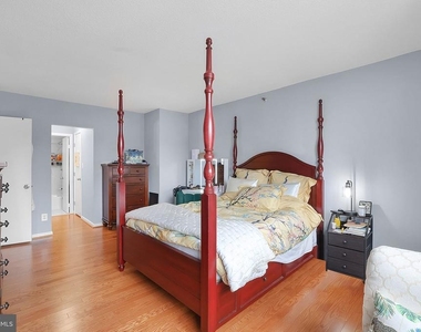 3713 S George Mason Drive - Photo Thumbnail 27