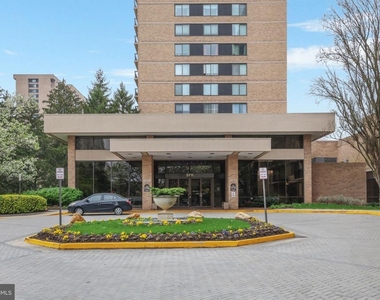 3713 S George Mason Drive - Photo Thumbnail 47