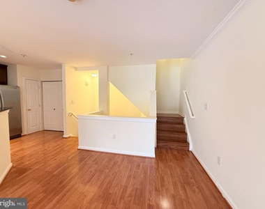12823 Fair Briar Lane - Photo Thumbnail 10