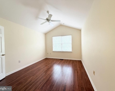 12823 Fair Briar Lane - Photo Thumbnail 13