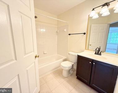 12823 Fair Briar Lane - Photo Thumbnail 16