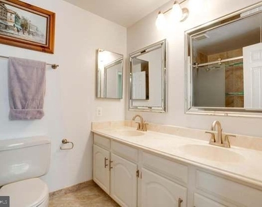 8931 Park Forest Drive - Photo Thumbnail 27