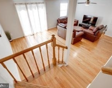 8931 Park Forest Drive - Photo Thumbnail 34
