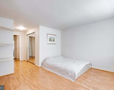 8931 Park Forest Drive - Photo Thumbnail 23