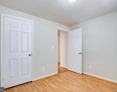 8931 Park Forest Drive - Photo Thumbnail 33