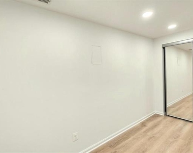 8931 Park Forest Drive - Photo Thumbnail 41
