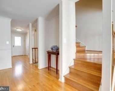 8931 Park Forest Drive - Photo Thumbnail 35