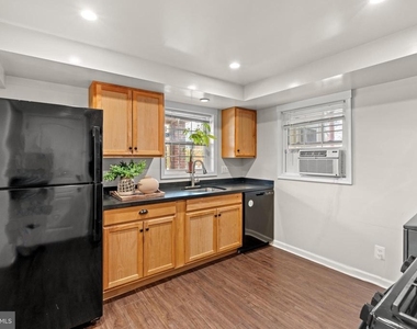 1700 Dewitt Avenue - Photo Thumbnail 9