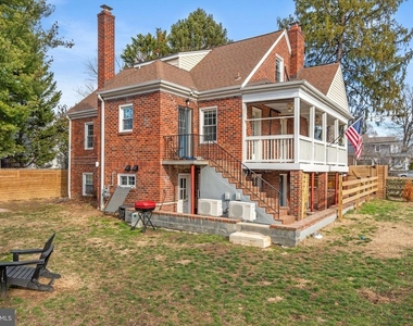 1700 Dewitt Avenue - Photo Thumbnail 15