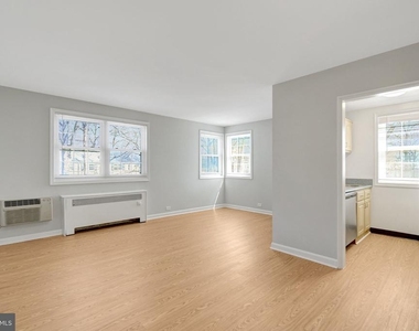 206 N Trenton Street - Photo Thumbnail 6