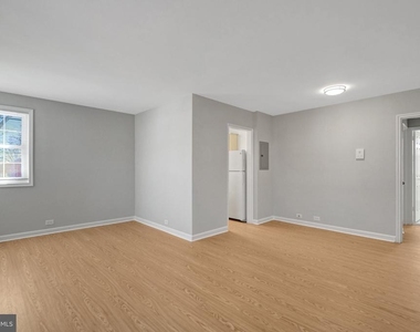 206 N Trenton Street - Photo Thumbnail 4
