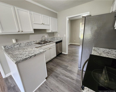 6701 Vaughn Road - Photo Thumbnail 5