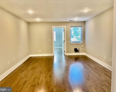 5334 Cedar Avenue - Photo Thumbnail 6