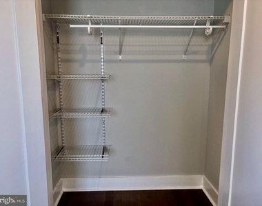 5334 Cedar Avenue - Photo Thumbnail 9