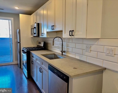 5334 Cedar Avenue - Photo Thumbnail 4