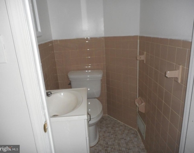 753 S Jessup Street - Photo Thumbnail 4