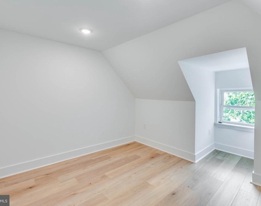 4220 Baltimore Avenue - Photo Thumbnail 9