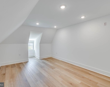 4220 Baltimore Avenue - Photo Thumbnail 3