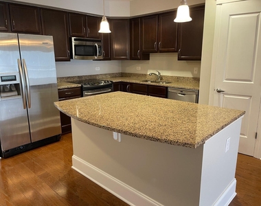 222 Glenwood Avenue - Photo Thumbnail 1