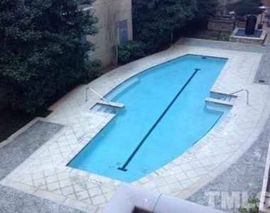 222 Glenwood Avenue - Photo Thumbnail 17