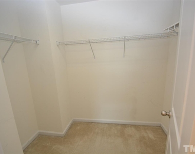 1304 Cozart Street - Photo Thumbnail 7