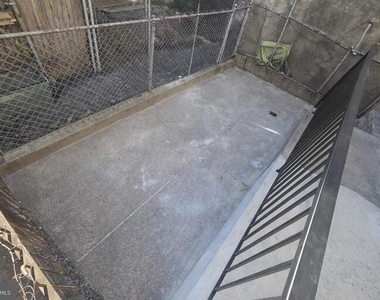 1502 S 52nd Street - Photo Thumbnail 11