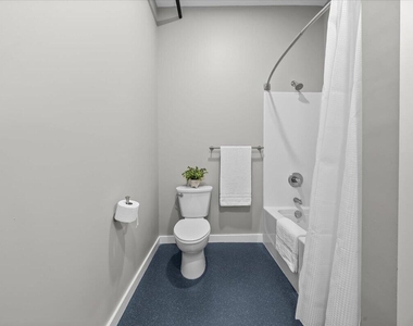 104 N Birch Avenue - Photo Thumbnail 10