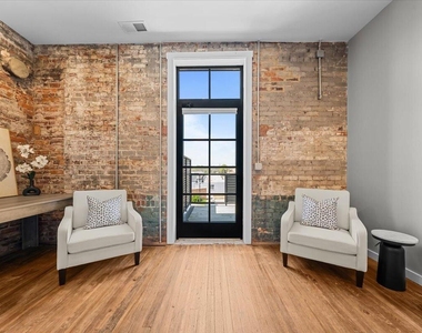 104 N Birch Avenue - Photo Thumbnail 3