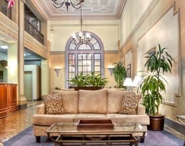 3900 Chestnut Street - Photo Thumbnail 2
