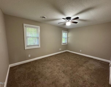 4100 Pittsford Road - Photo Thumbnail 10