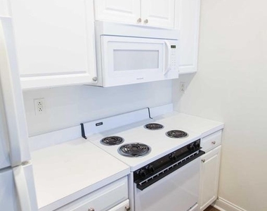 1600-3 Walnut Street - Photo Thumbnail 8