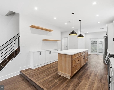 2106 Manton Street - Photo Thumbnail 3