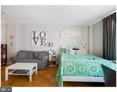2601 Pennsylvania Avenue - Photo Thumbnail 3