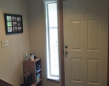 104 Cedarwood Lane - Photo Thumbnail 5