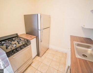 2124 Spruce Street - Photo Thumbnail 10