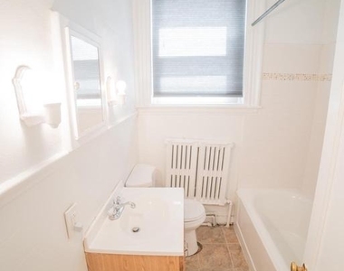 2124 Spruce Street - Photo Thumbnail 5