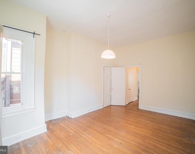 2124 Spruce Street - Photo Thumbnail 4