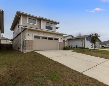 117 New Hampton Way - Photo Thumbnail 2