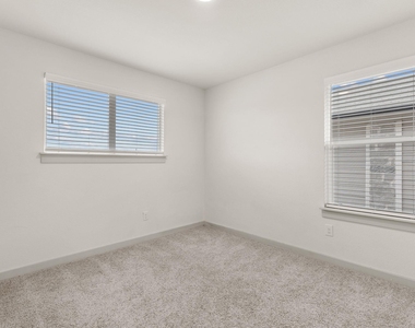 117 New Hampton Way - Photo Thumbnail 18