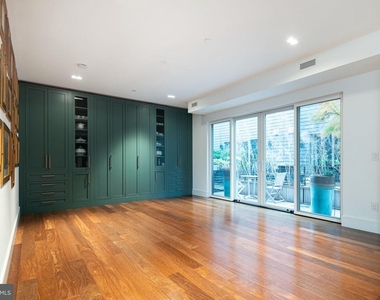 815 S 20th Street - Photo Thumbnail 10