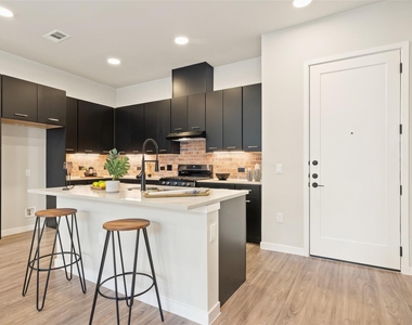 4510 Terry-o Ln - Photo Thumbnail 7