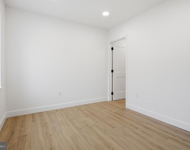 100 W Front Street - Photo Thumbnail 20