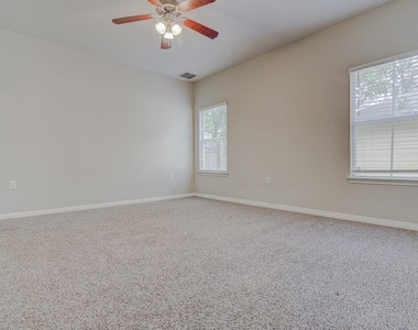 1702 Singleton Ave - Photo Thumbnail 17