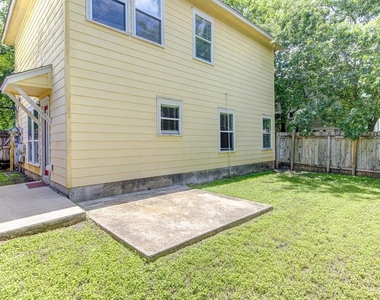 1702 Singleton Ave - Photo Thumbnail 29