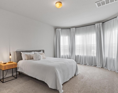 11620 Comano Dr - Photo Thumbnail 15