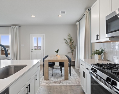 11620 Comano Dr - Photo Thumbnail 13