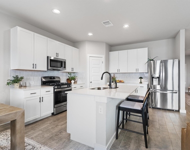 11620 Comano Dr - Photo Thumbnail 10